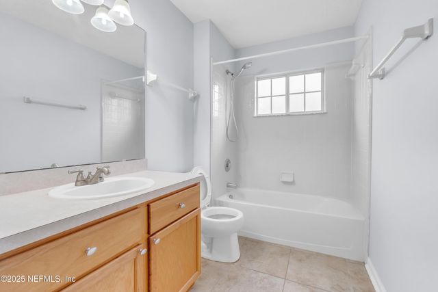 757 BENTON HARBOR Drive E, Jacksonville, FL 32225