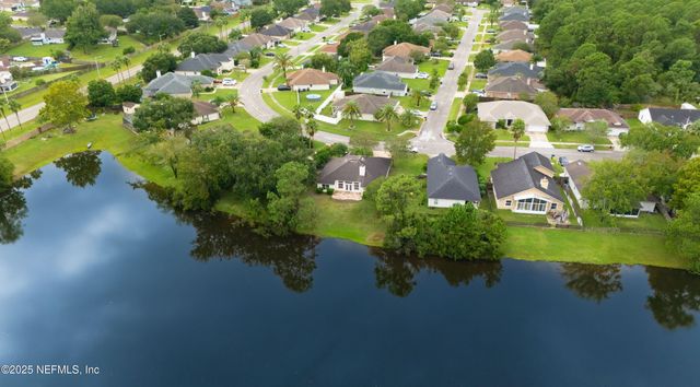 757 BENTON HARBOR Drive E, Jacksonville, FL 32225