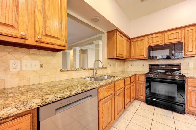 7830 Shangrila Lane, Houston, TX 77095