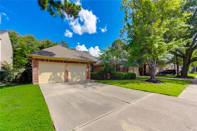 7830 Shangrila Lane, Houston, TX 77095
