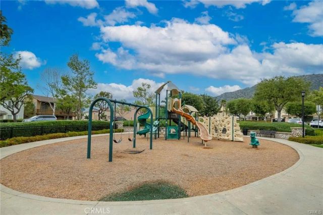 965 Sweetbriar Lane A, Azusa, CA 91702