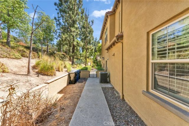 965 Sweetbriar Lane A, Azusa, CA 91702