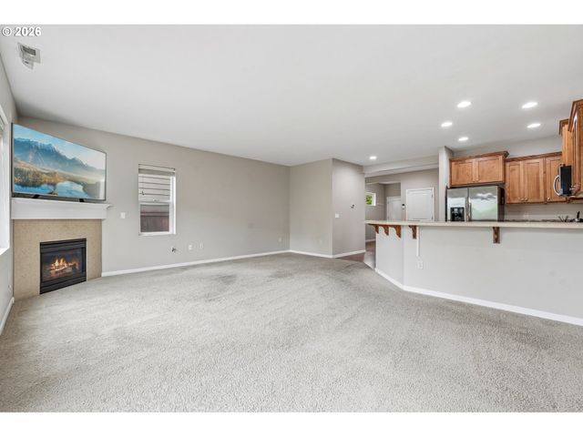 2967 Se COLUMBUS Ave, Hillsboro, OR 97123