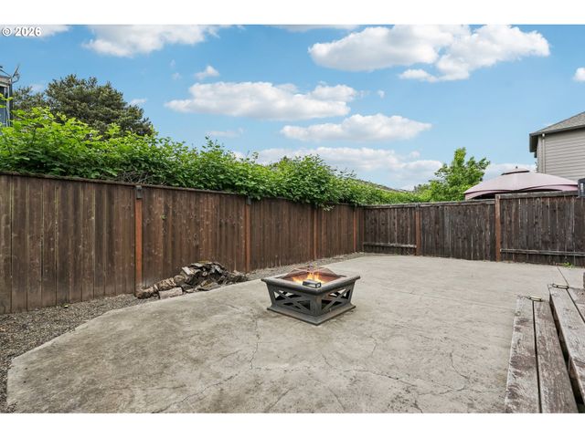 2967 Se COLUMBUS Ave, Hillsboro, OR 97123