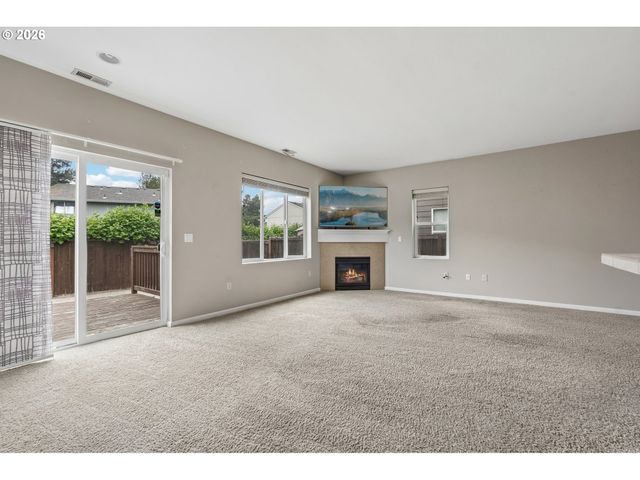 2967 Se COLUMBUS Ave, Hillsboro, OR 97123