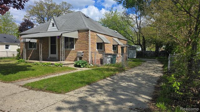 623 E Elza Avenue, Hazel Park, MI 48030
