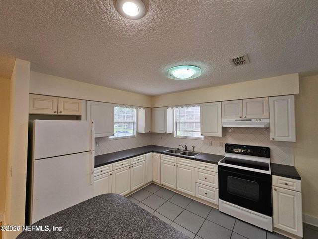 3660 ROSEMARY Street, Jacksonville, FL 32207