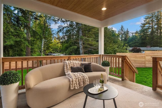 10424 348 Avenue SE, Snoqualmie, WA 98065