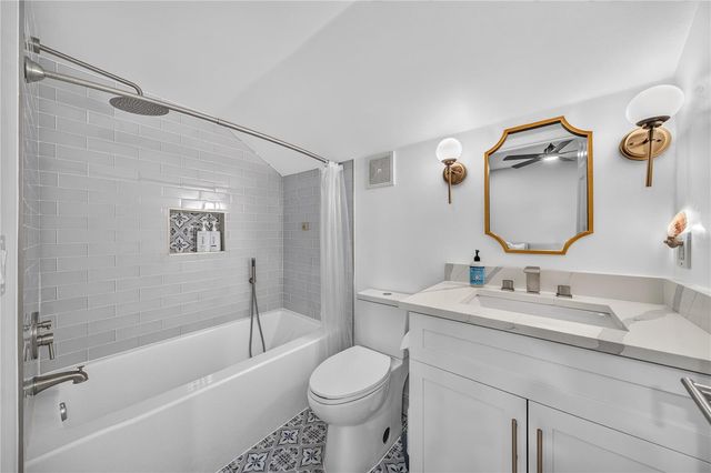 1206 CELEBRATION AVENUE, Celebration, FL 34747