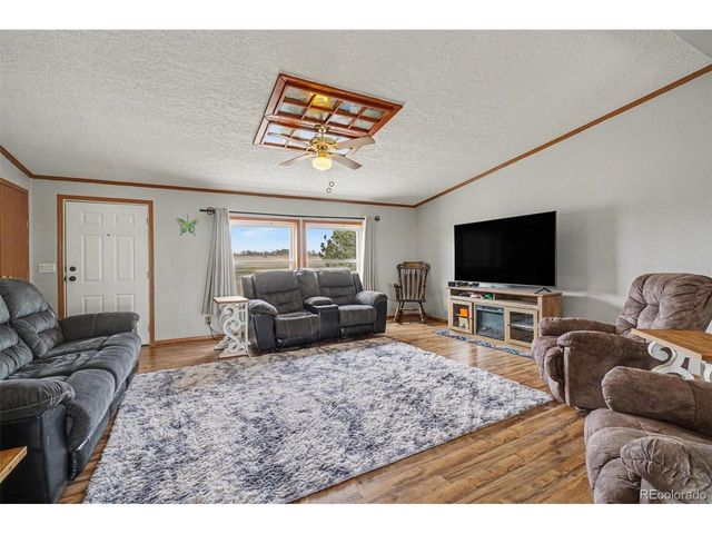 8260 County Road 39, Fort Lupton, CO 80621