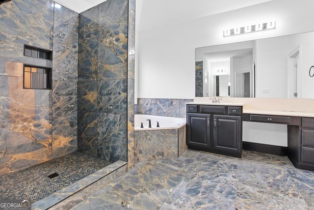 1215 Persimmon Way, Mcdonough, GA 30252