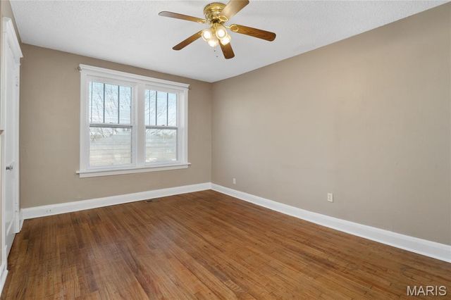 5700 Goener Avenue, St Louis, MO 63116
