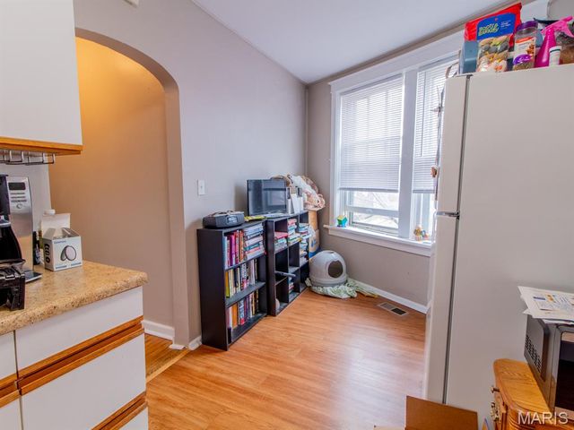 5700 Goener Avenue, St Louis, MO 63116