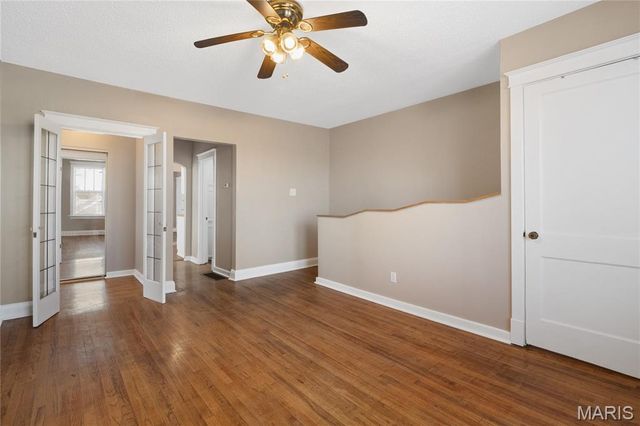 5700 Goener Avenue, St Louis, MO 63116