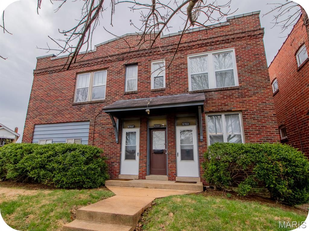 5700 Goener Avenue, St Louis, MO 63116