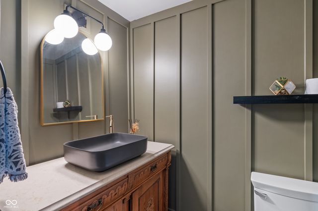 35 Spring Drive, Zionsville, IN 46077