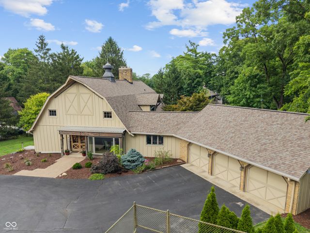 35 Spring Drive, Zionsville, IN 46077