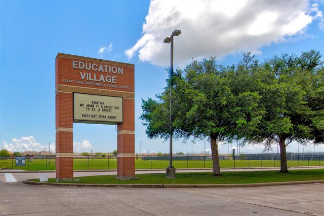 2391 Santa Luz Path, League City, TX 77573