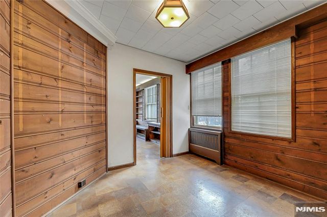 16 Mountain Avenue, Montclair, NJ 07042