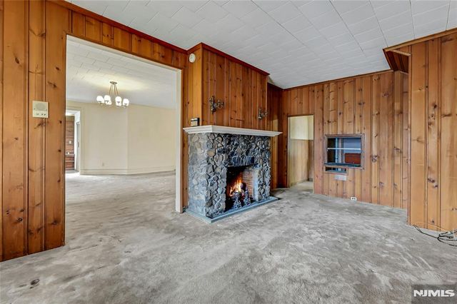 16 Mountain Avenue, Montclair, NJ 07042
