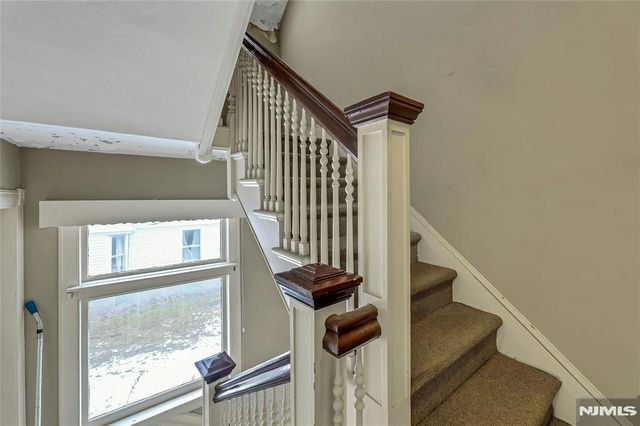 16 Mountain Avenue, Montclair, NJ 07042