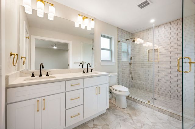 505 Emerson Drive, Euless, TX 76039
