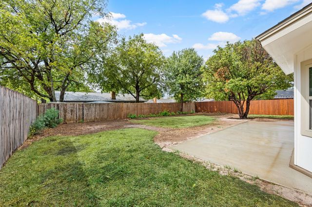 505 Emerson Drive, Euless, TX 76039