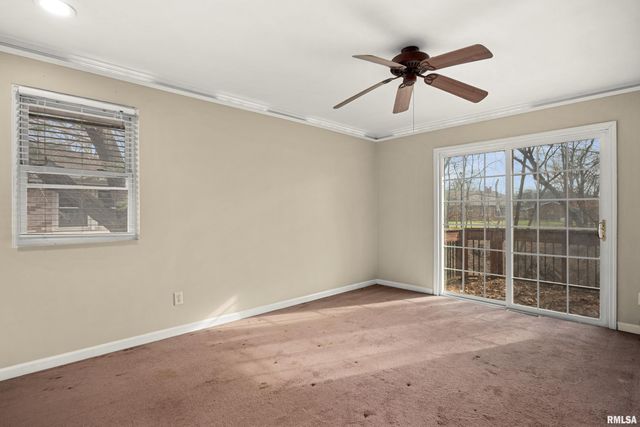 200 CAMPANILE Drive, East Peoria, IL 61611