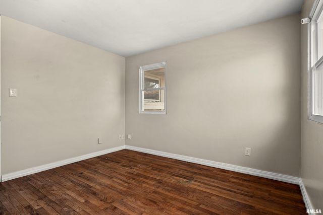 200 CAMPANILE Drive, East Peoria, IL 61611