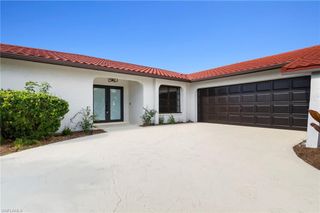 920 SE 16th TER, Cape Coral, FL 33990