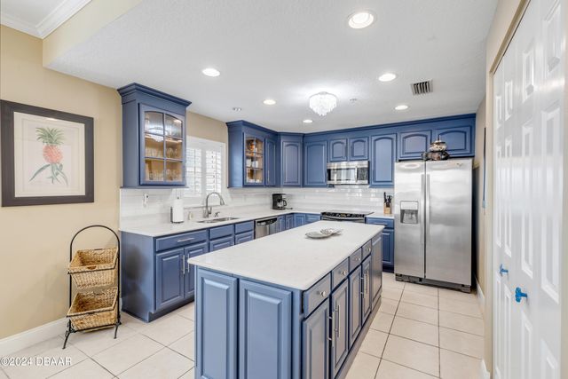 701 N Atlantic Ave Apt 203, New Smyrna Beach, FL 32169