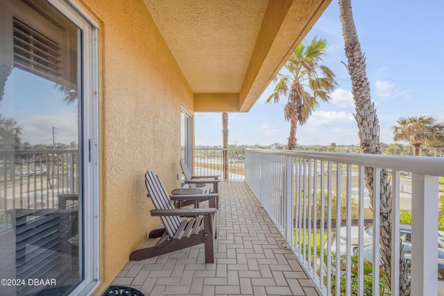 701 N Atlantic Ave Apt 203, New Smyrna Beach, FL 32169