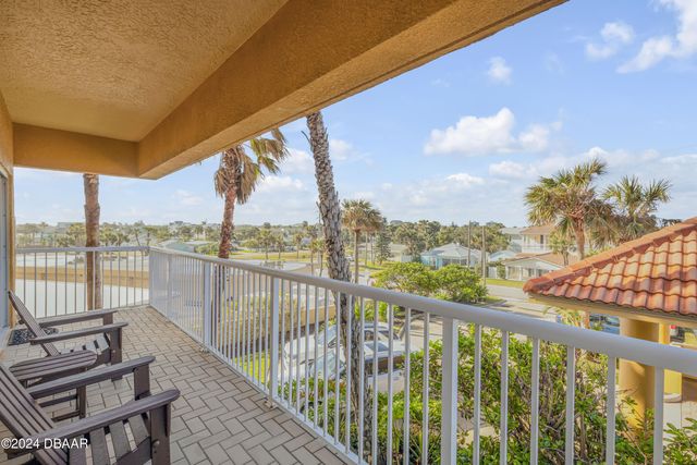 701 N Atlantic Ave Apt 203, New Smyrna Beach, FL 32169