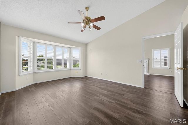 36 Lienemann Court 51, St Peters, MO 63303