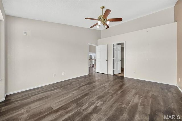36 Lienemann Court 51, St Peters, MO 63303