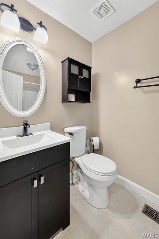 36 Lienemann Court 51, St Peters, MO 63303