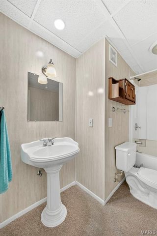 36 Lienemann Court 51, St Peters, MO 63303