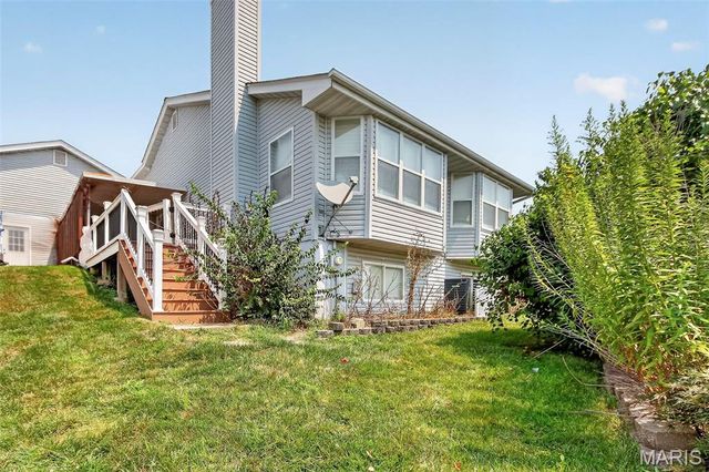 36 Lienemann Court 51, St Peters, MO 63303