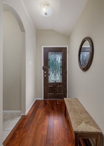 8908 Tenderfoot Lane, Aubrey, TX 76227
