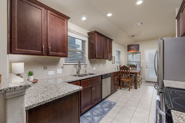 8908 Tenderfoot Lane, Aubrey, TX 76227