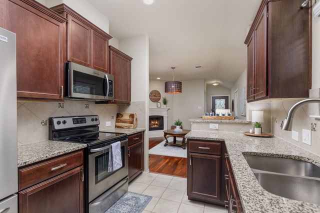 8908 Tenderfoot Lane, Aubrey, TX 76227