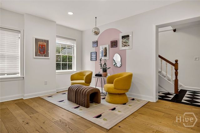 1 E 51st Street, Savannah, GA 31405