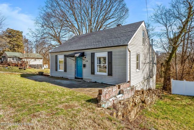 319 N 1st St, Bardstown, KY 40004