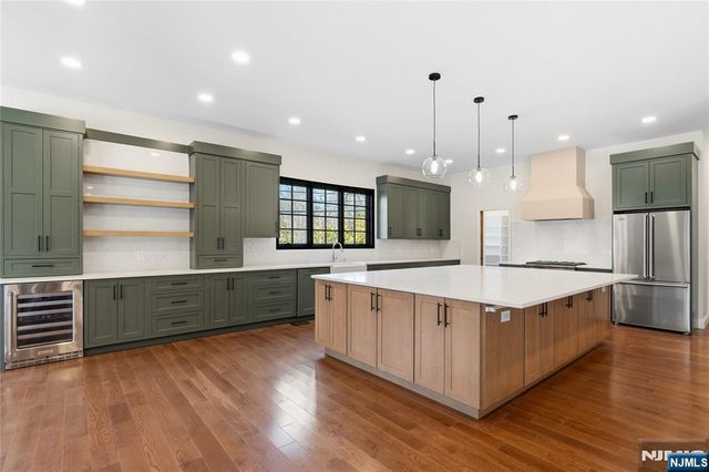 803 Marshall Road, River Vale, NJ 07675