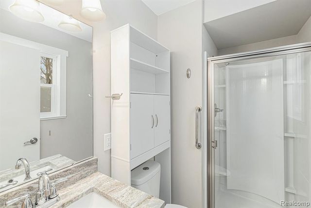 7725 Mary Lou Court, Shelby Twp, MI 48317