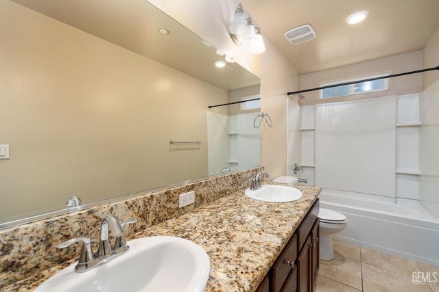 13612 Star Shine Drive, Bakersfield, CA 93314