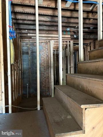 2006 W NORTH AVE, Baltimore, MD 21217