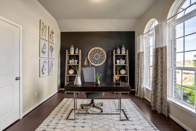 137 Spring Edge Drive, Montgomery, TX 77356
