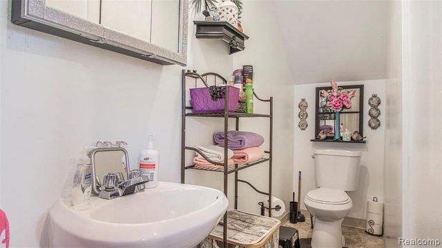 51230 Willis Road, Belleville, MI 48111