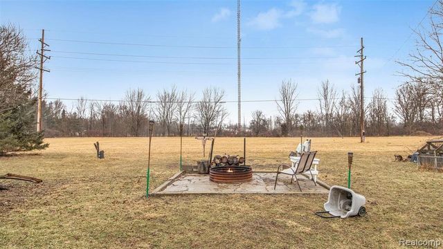 51230 Willis Road, Belleville, MI 48111
